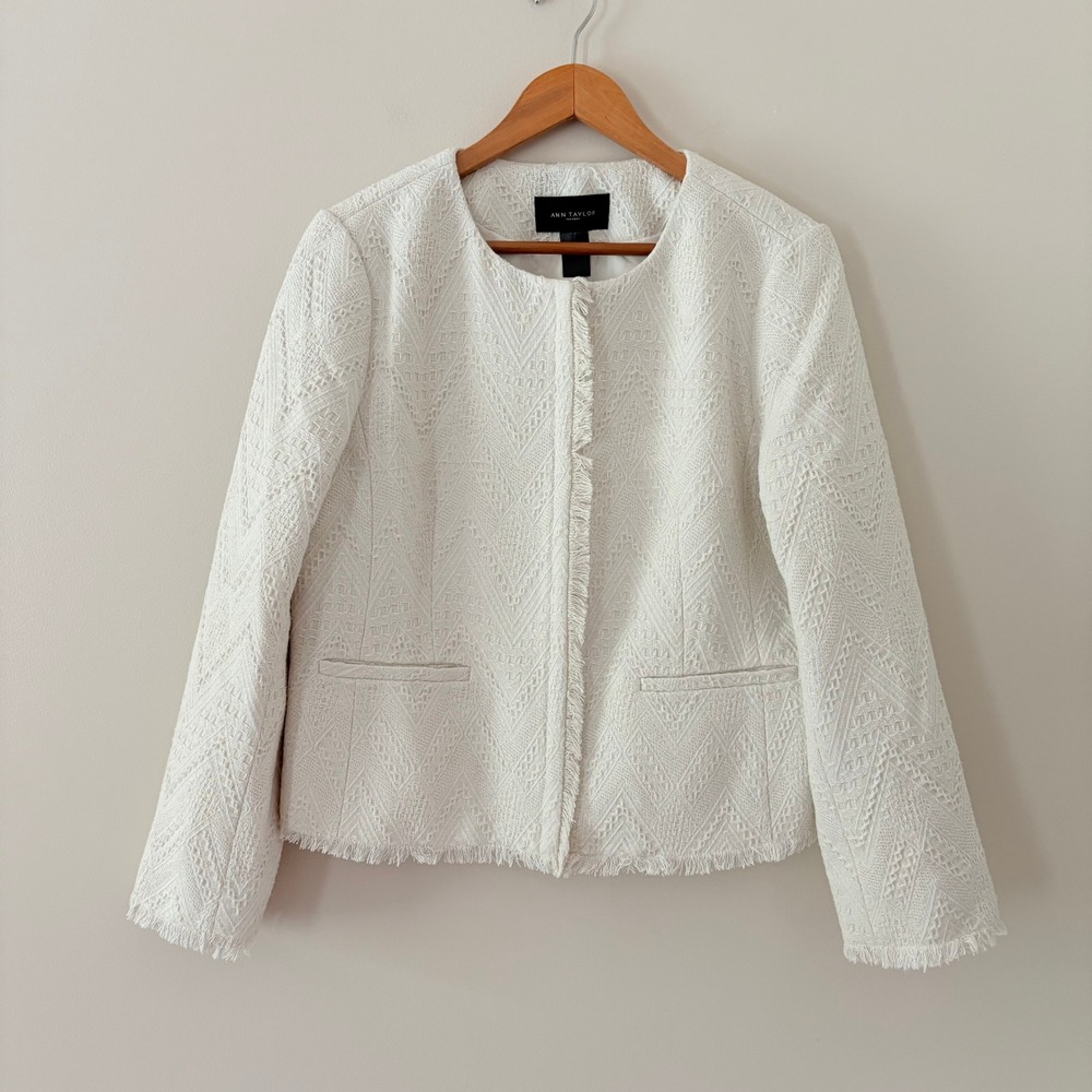 Ann Taylor Factory Jacket Chevron Fringe 14 Ivory‎ Zip Front Textured Blazer NWT